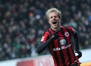 沙尔克客场大胜法兰克福，再添一场胜利