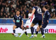 法国联赛中一支不被看好的球队逆袭成功