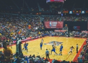 Uzi新星出色发挥，SKT前途光明：赛场气氛高涨