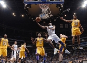 莱万多夫斯基强势回归：首场绝杀点燃切尔西球迷的狂欢